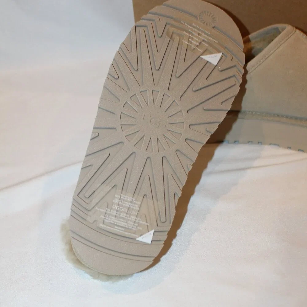 NIB UGG WOMEN'S DISCOQUETTE SUEDE SHEARLING LINED SLIPPERS TAN - Picture 7 of 7